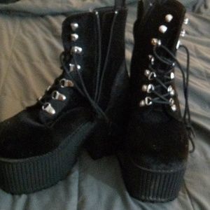 YRU creepers